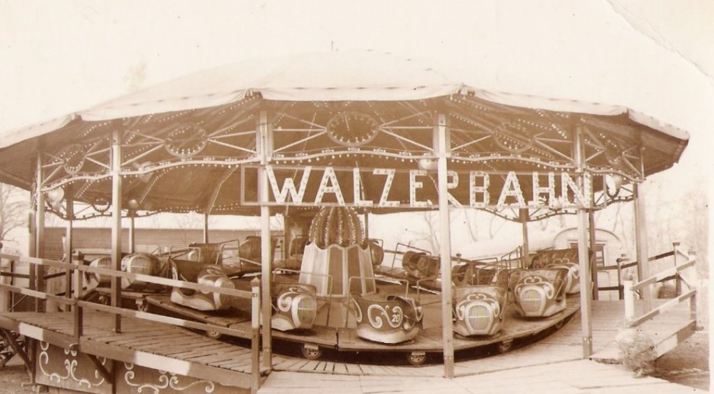 Karussel Walzerbahn der Familie Splitt von 1962.