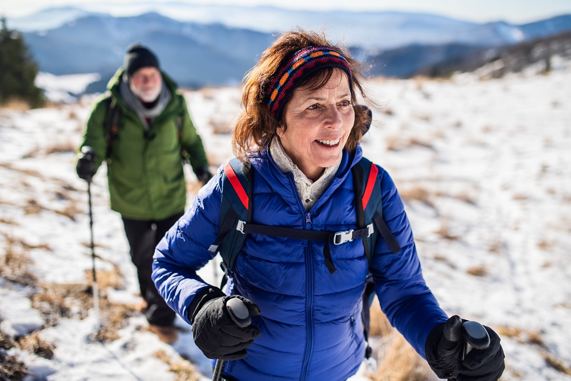 Nordic Walking sorgt nicht nur an warmen Sommertagen, sondern auch im Winter für ein effektives Training.