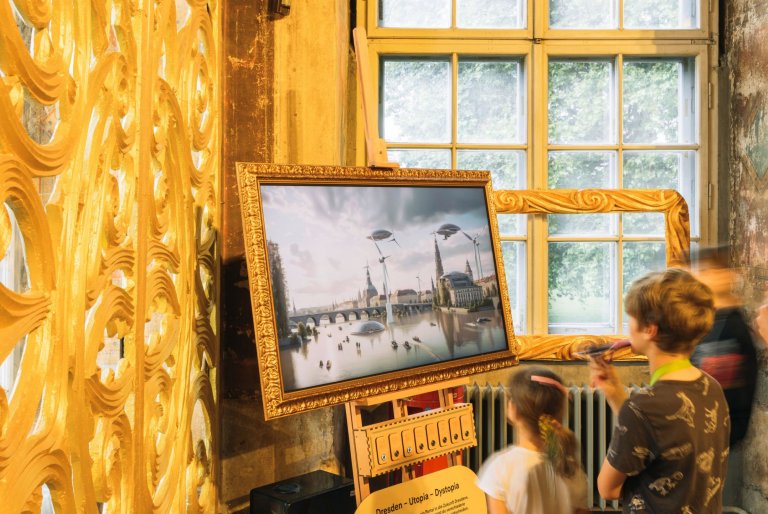 Die Kinderbiennale überrascht mit einem Canaletto-Blick in die Zukunft. Foto: SKD/Oliver Billig