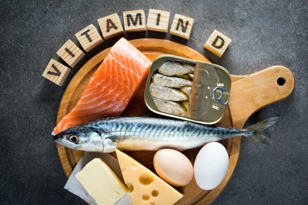 Natürliche Lebensmittel für gesunde Ernährung: In vielen Stoffen ist bereits reichlich Vitamin D enthalten. Foto: StockAdobe/ airborne77